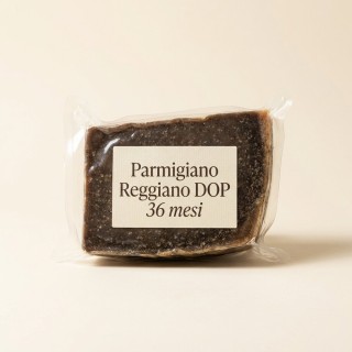 Parmigiano Reggiano DOP 36 mesi, trancio 1 kg sottovuoto