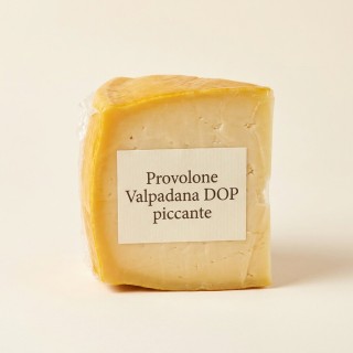 Provolone Valpadana DOP piccante, trancio 1 kg sottovuoto